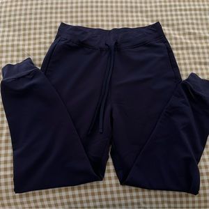 Mandala navy scrub joggers in good condition